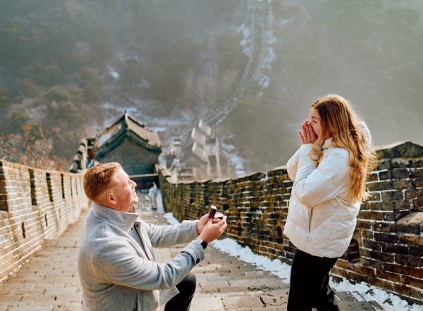South African couple proposal at Mutianyu Great Wall Watchtower 6 in winter