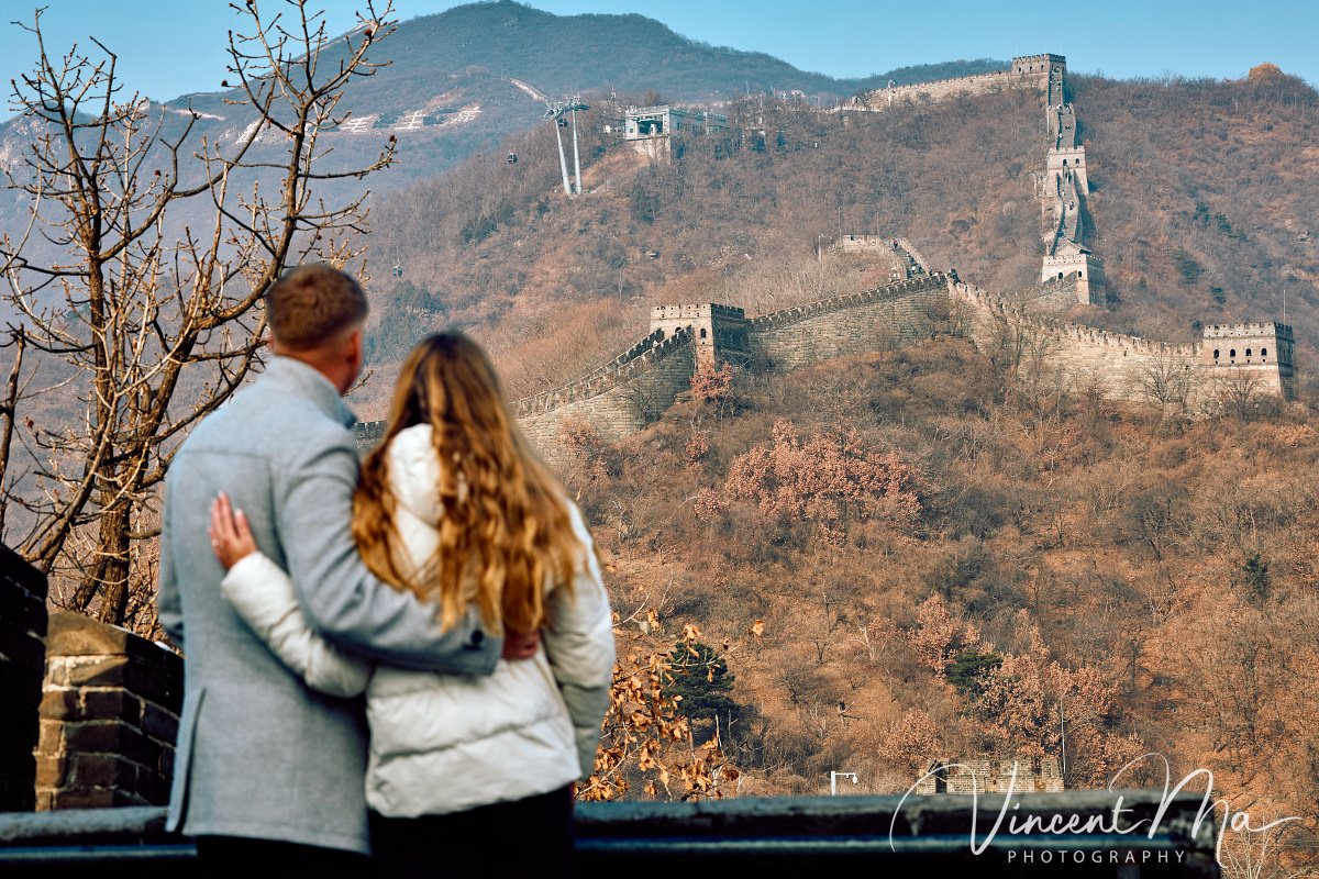 South African couple proposal at Mutianyu Great Wall Watchtower 7 in winter