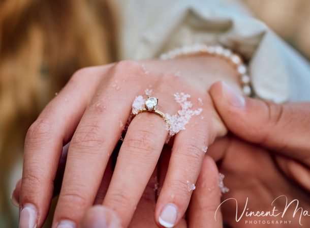 South African couple proposal at Mutianyu Great Wall Watchtower 7 in winter