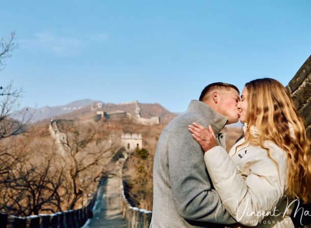 South African couple proposal at Mutianyu Great Wall Watchtower 7 in winter