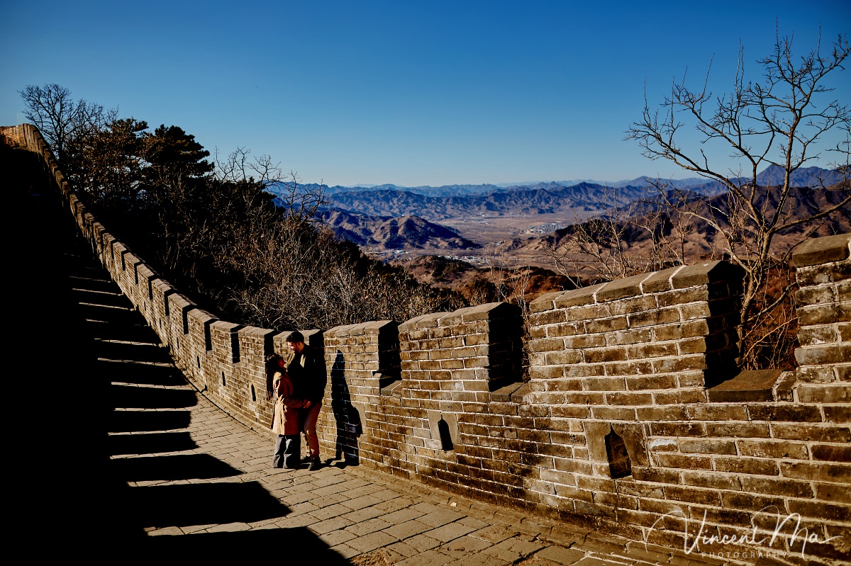 Couple celebrating Mutianyu Great Wall Proposal 2026 at Watchtower 6